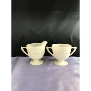 Indiana Vintage Custard Creamer & Sugar